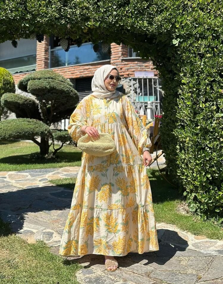 ELBİSE AYÇİÇEĞİ