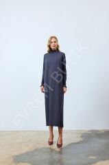 YAKASI ve KOLLARI FIRFIRLI ELBİSE