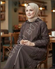 ARKA VE YANLARI FERMUAR DETAYLI KABAN