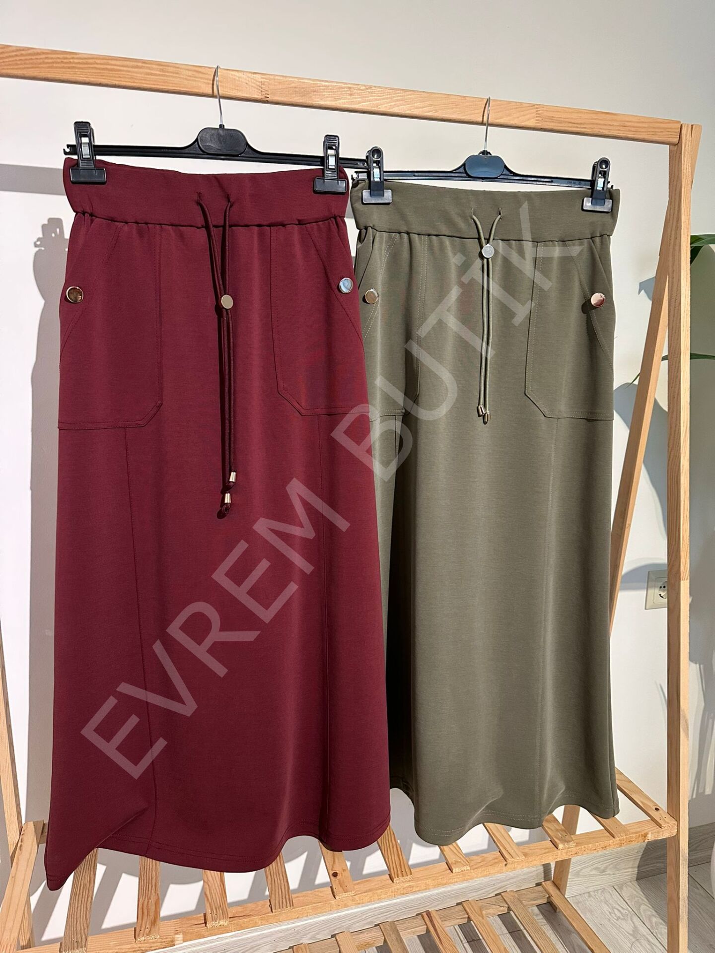 ELENNA CEPLİ DÜĞMELİ ÇAN ETEK