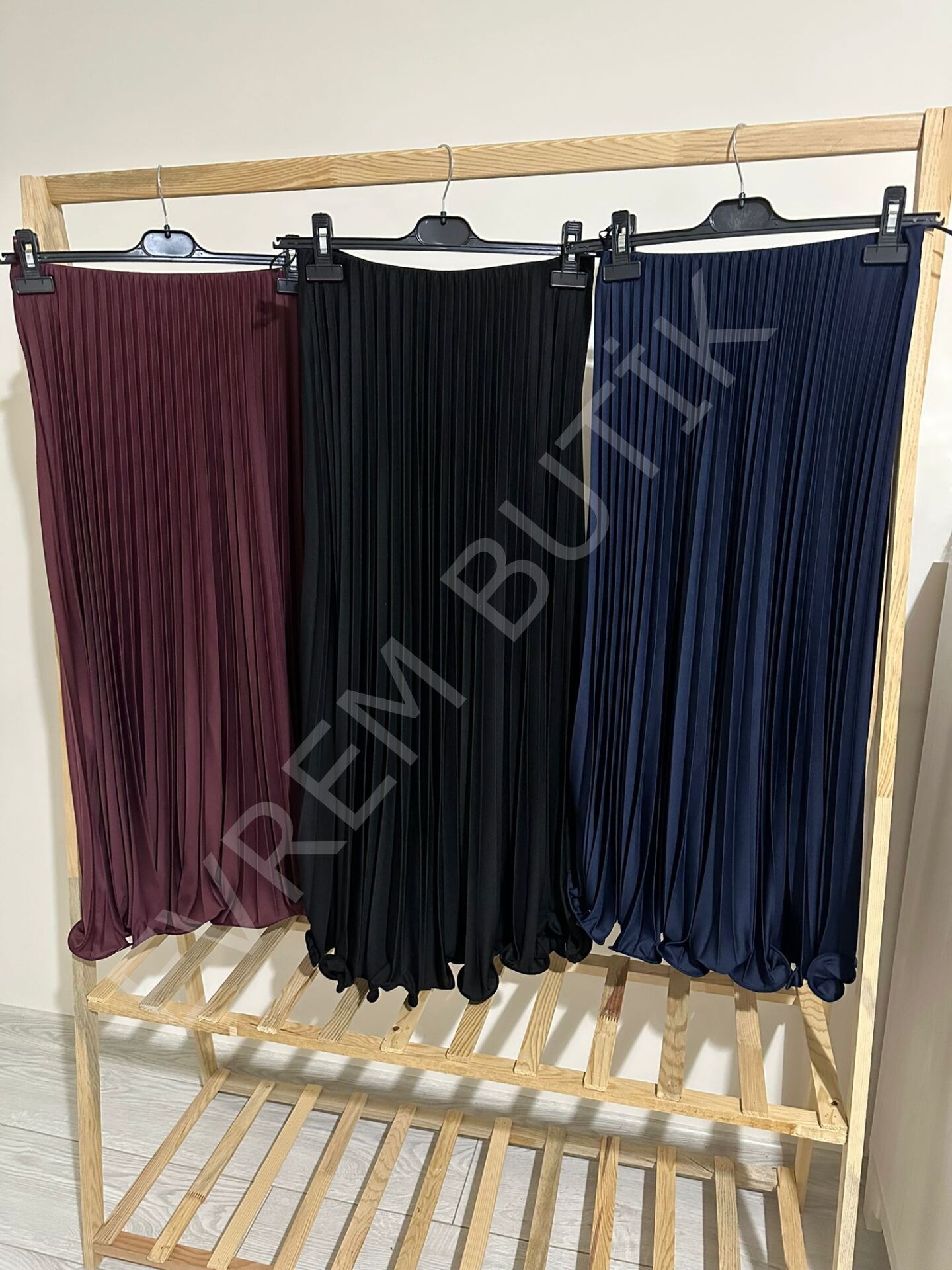 KIVRIMLI PİLELİ ETEK