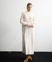 GÜL DETAYLI TRİKO ELBİSE