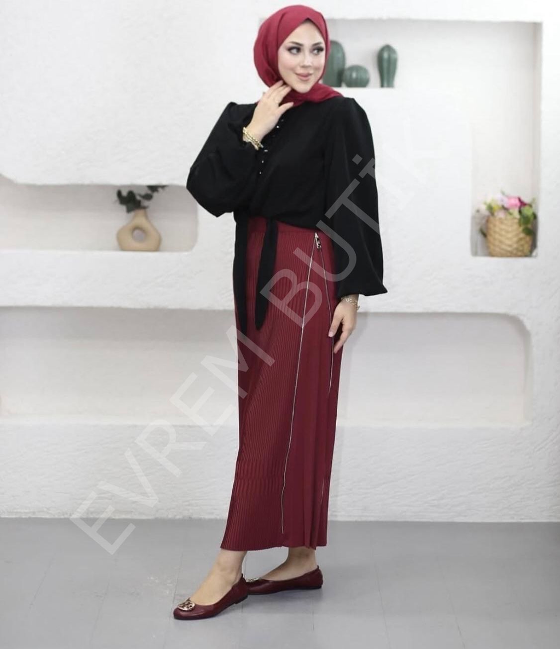 FERMUAR DETAYLI ETEK